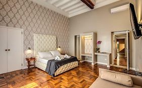 The Spanish Steps Apartment 67